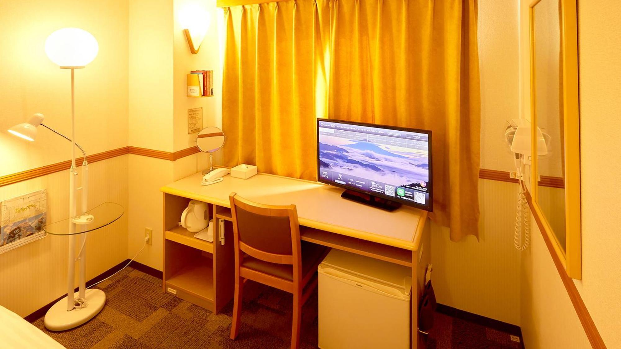 Toyoko Inn Shonan Hiratsuka Eki Kita Guchi No 2 Szoba fotó