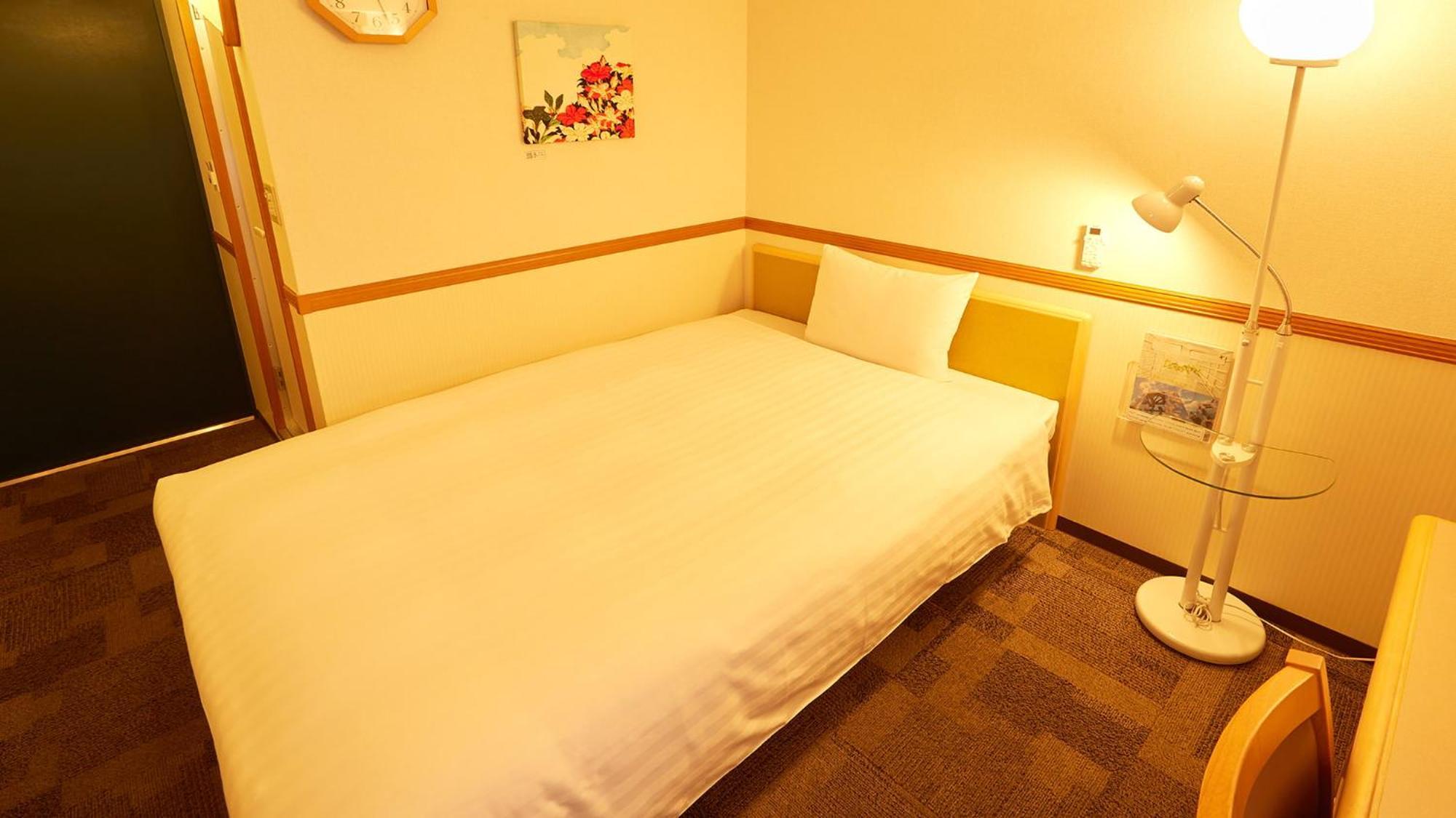 Toyoko Inn Shonan Hiratsuka Eki Kita Guchi No 2 Szoba fotó