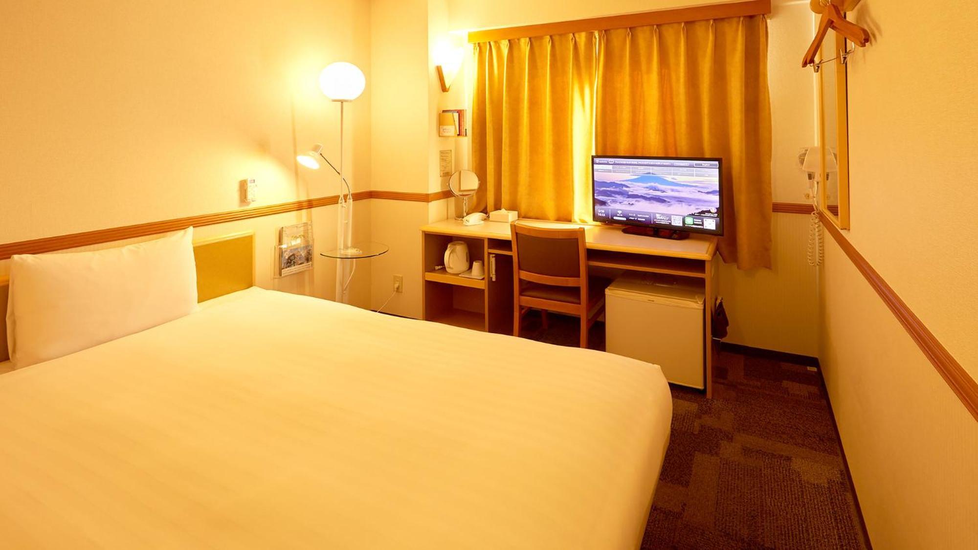 Toyoko Inn Shonan Hiratsuka Eki Kita Guchi No 2 Szoba fotó
