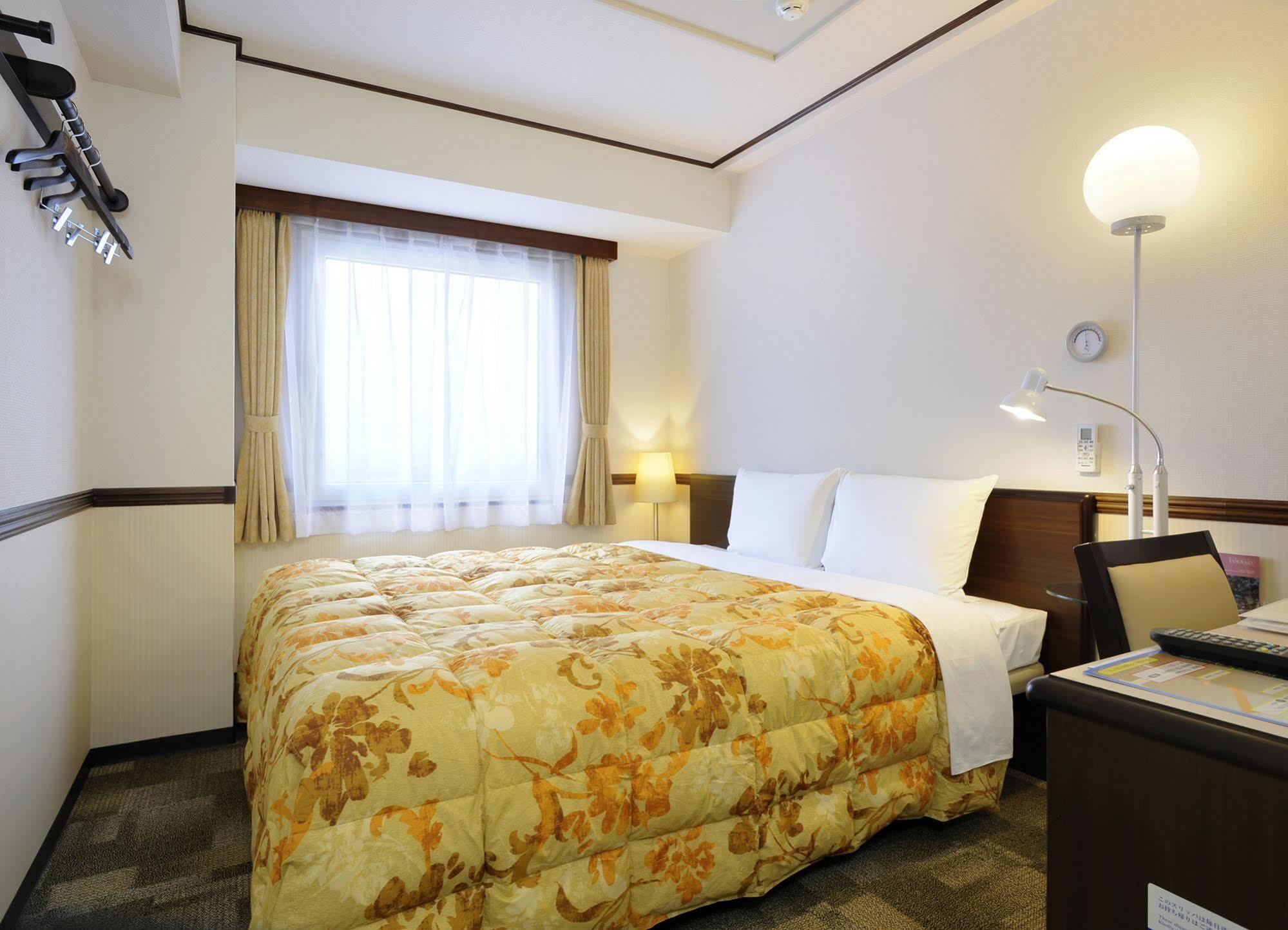 Toyoko Inn Shonan Hiratsuka Eki Kita Guchi No 2 Kültér fotó