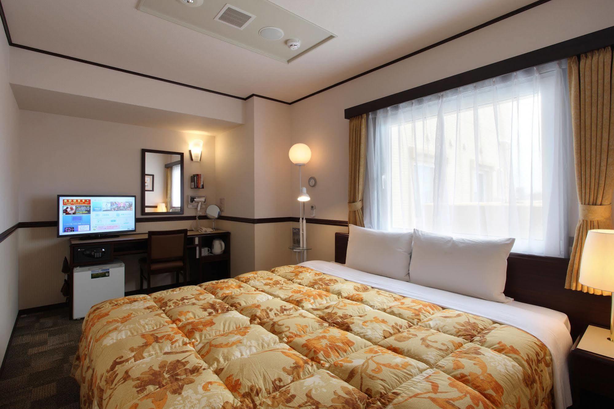 Toyoko Inn Shonan Hiratsuka Eki Kita Guchi No 2 Kültér fotó